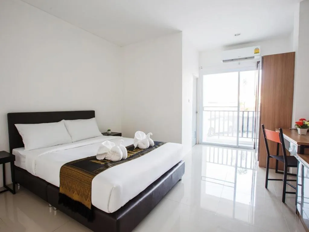 Bed in B2 Korat Boutique and Budget Hotel