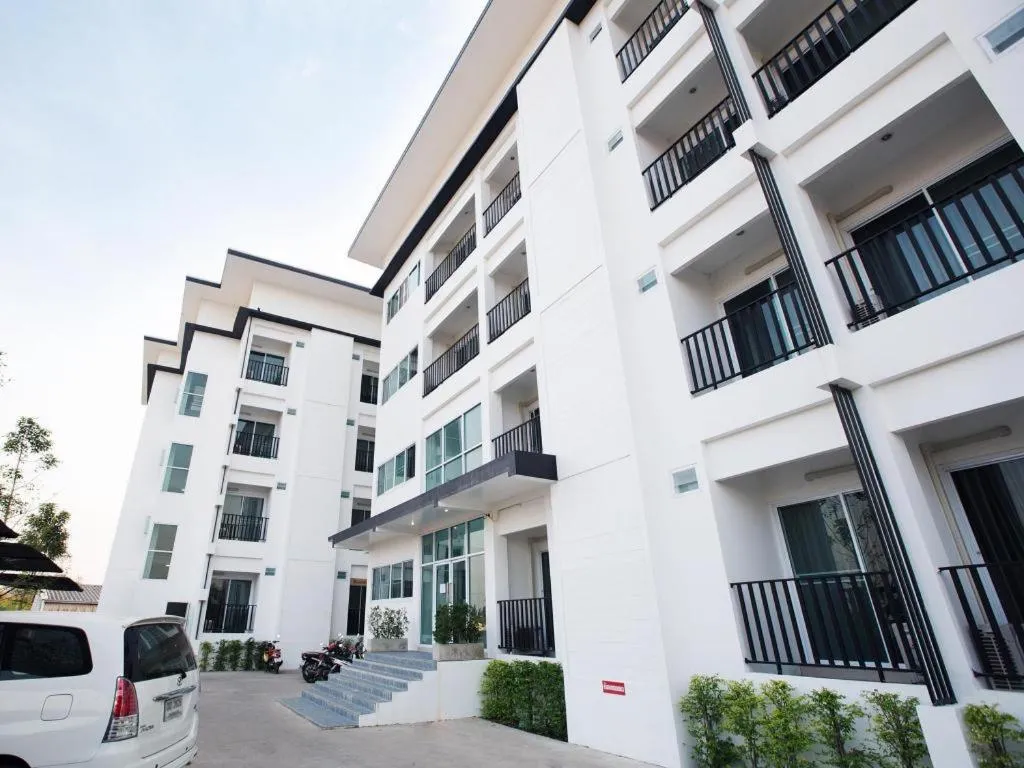 B2 Korat Boutique and Budget Hotel