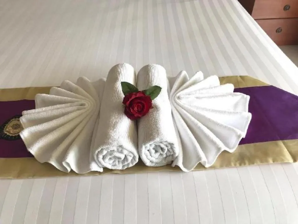 Bed in Tipparika Riverview Hotel