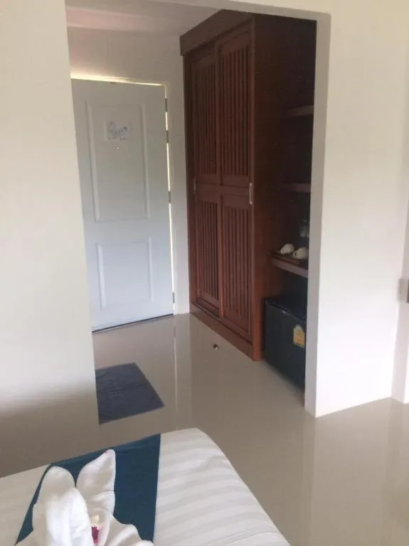 Bed in Tipparika Riverview Hotel - Adult only