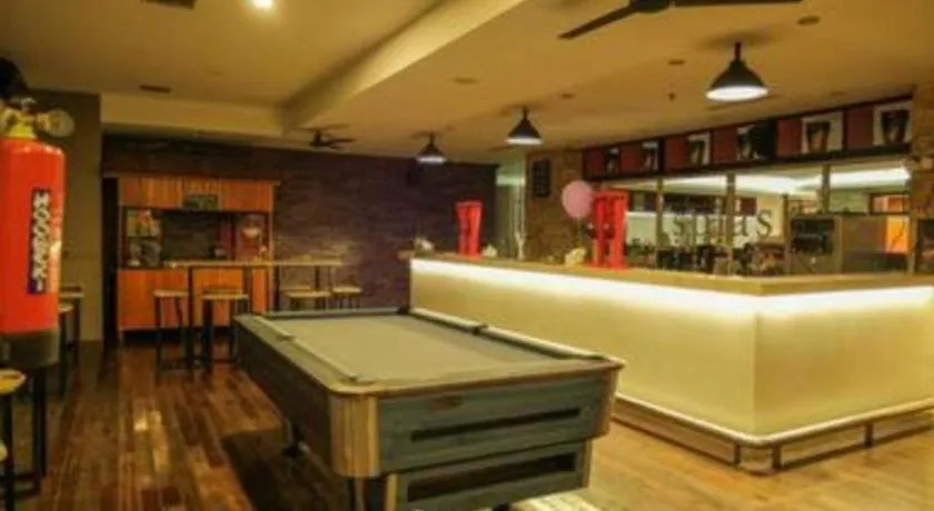 Royal Bay Hotel Makassar