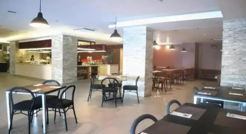 Royal Bay Hotel Makassar Royal Bay Hotel Makassar