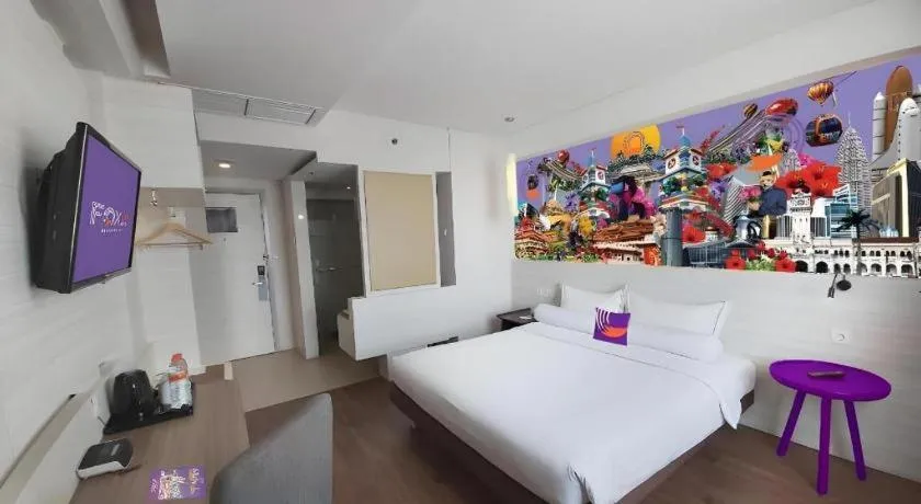 Bed in Royal Bay Hotel Makassar