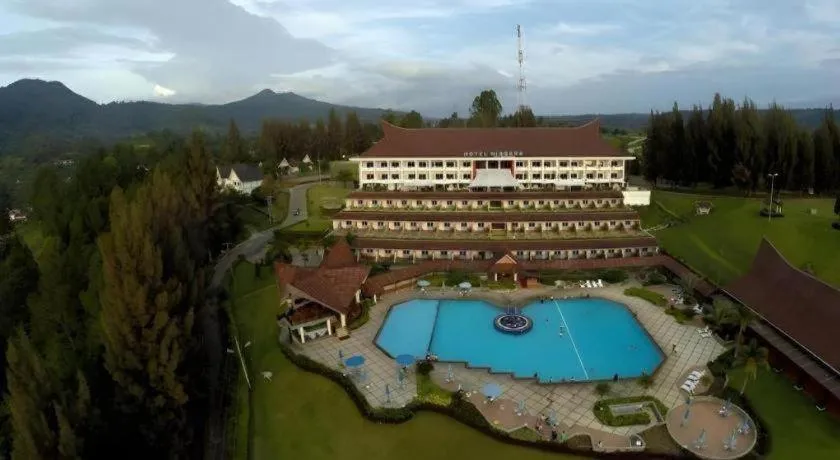 Hotel Niagara Parapat