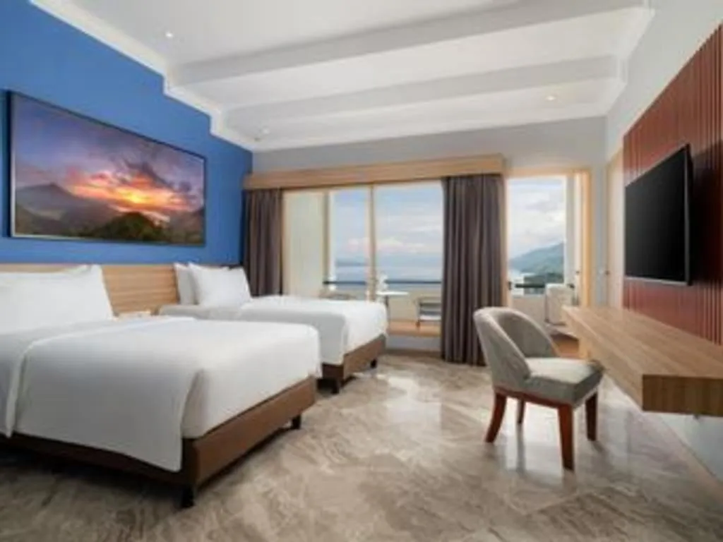 Bed in Hotel Niagara Parapat