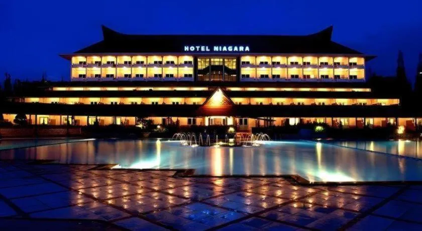 Hotel Niagara Parapat