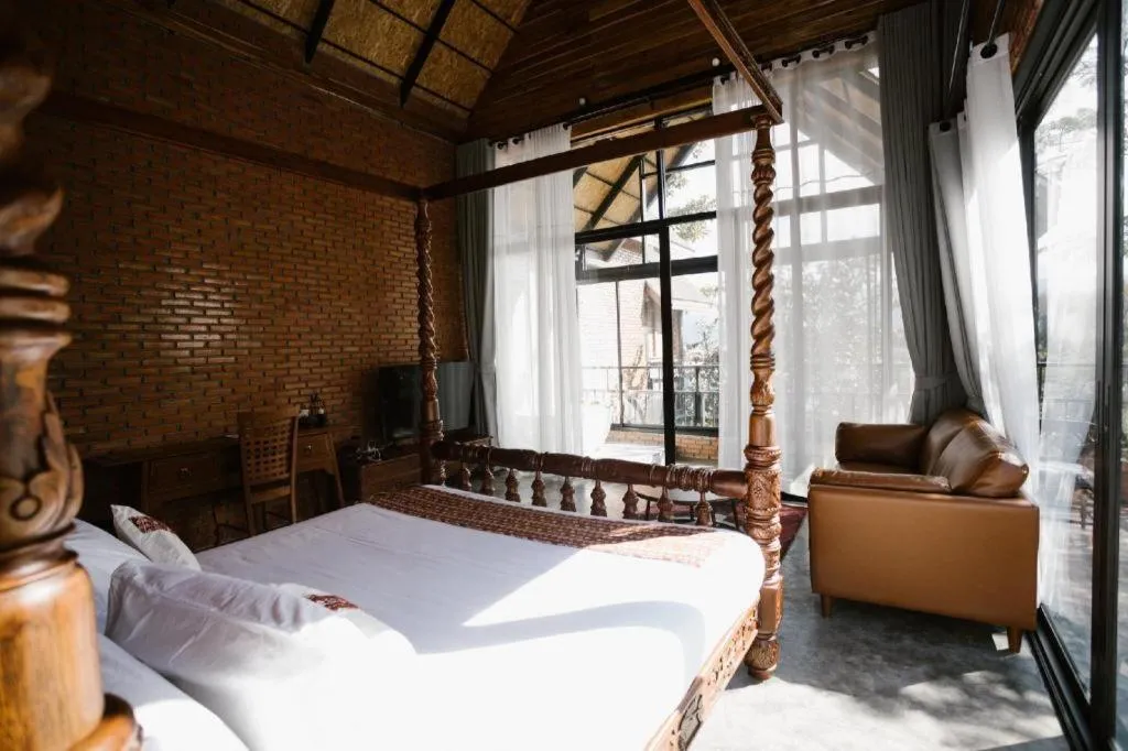 Bed in Cocoa Valley Resort