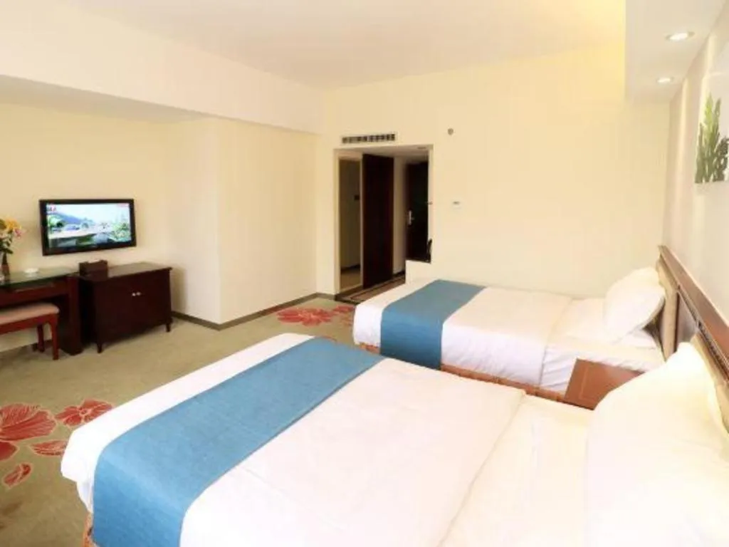 Bed in Gui Feng Hotel