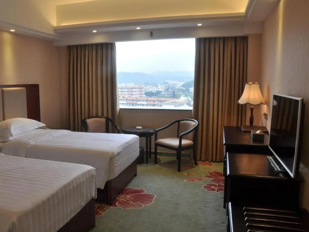 Bed in Gui Feng Hotel