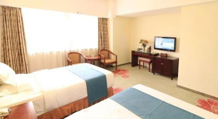 Bed in Gui Feng Hotel