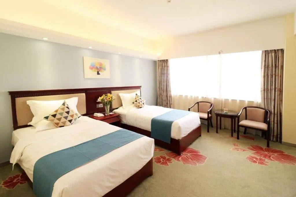 Bed in Gui Feng Hotel