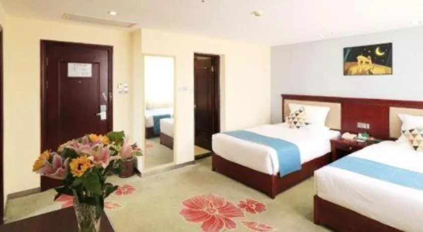 Bed in Gui Feng Hotel