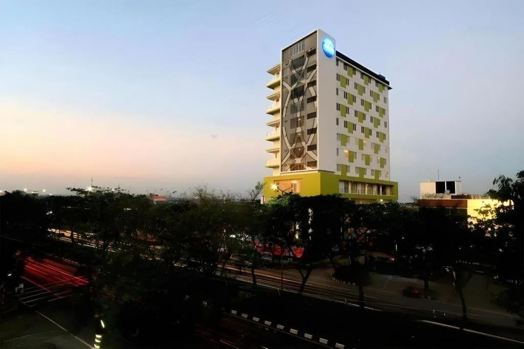 Hotel Dafam Pacific Caesar