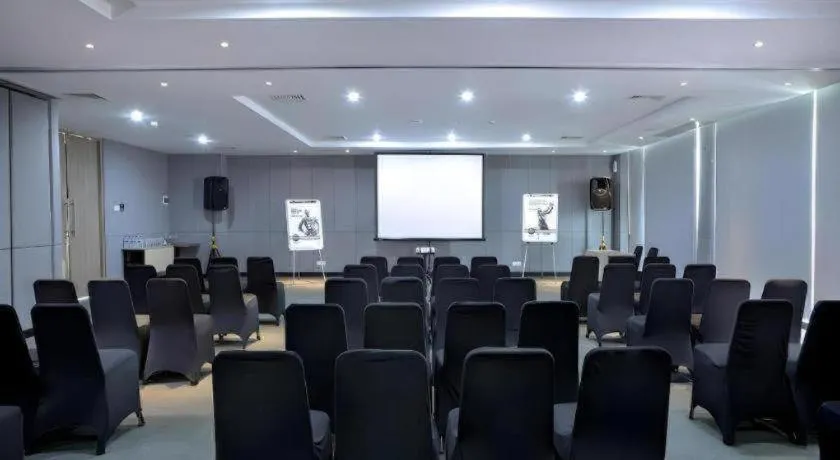 Hotel Dafam Pacific Caesar