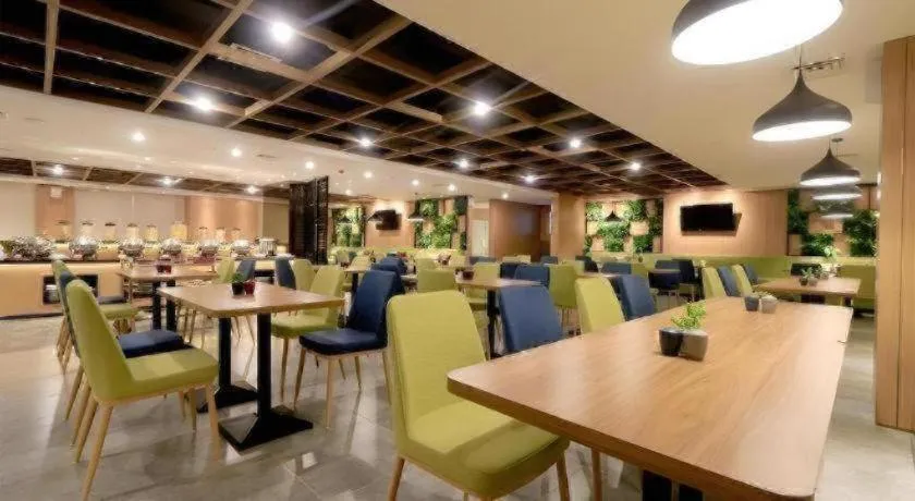 Hotel Dafam Pacific Caesar