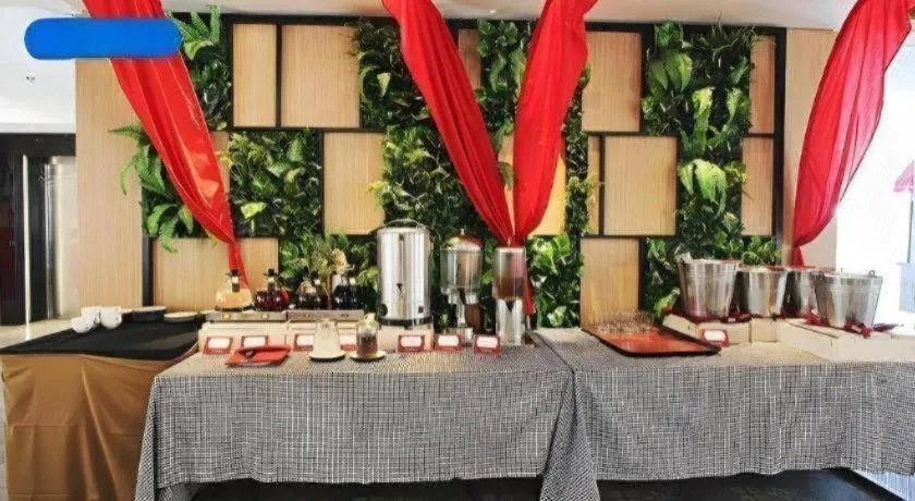 Hotel Dafam Pacific Caesar