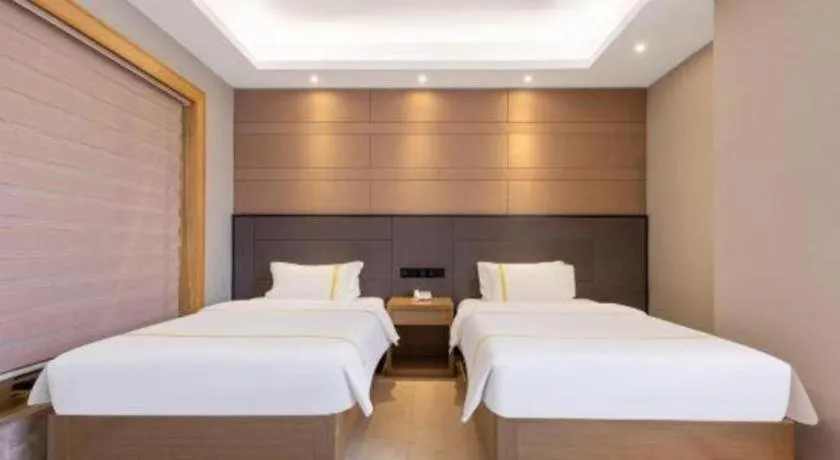 Bed in Mao Hua hotel