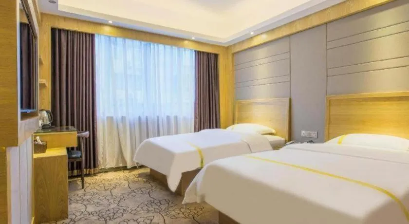 Bed in Mao Hua hotel