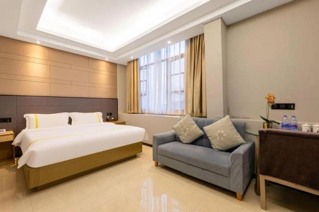 Bed in Mao Hua hotel