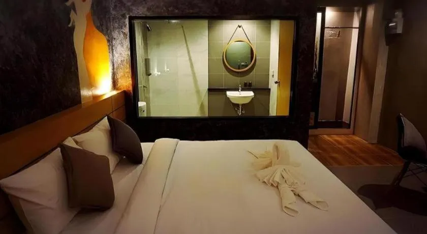 Bed in Hide & Seek Resort Krabi