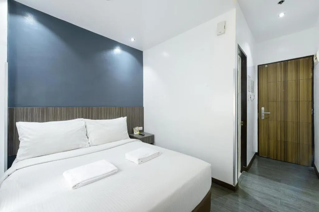 Bed in Eighty Eight Hotel