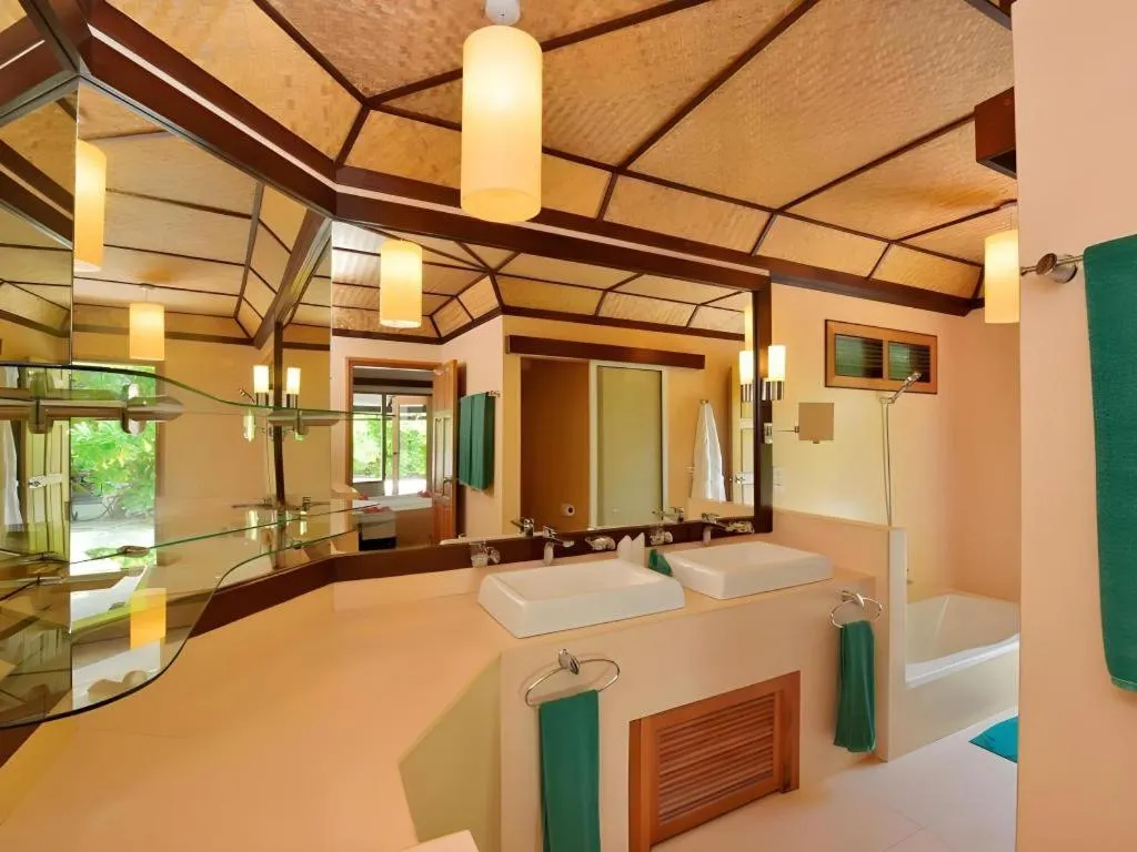 Angaga Island Resort and Spa