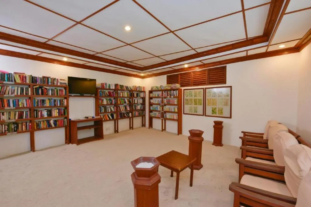 Angaga Island Resort and Spa