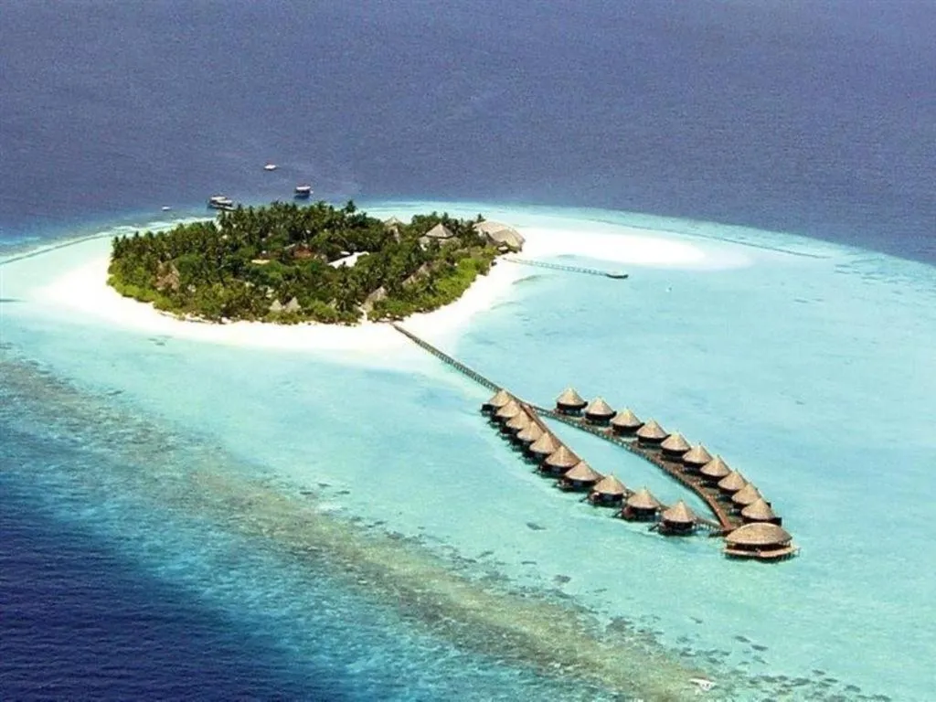 Angaga Island Resort and Spa