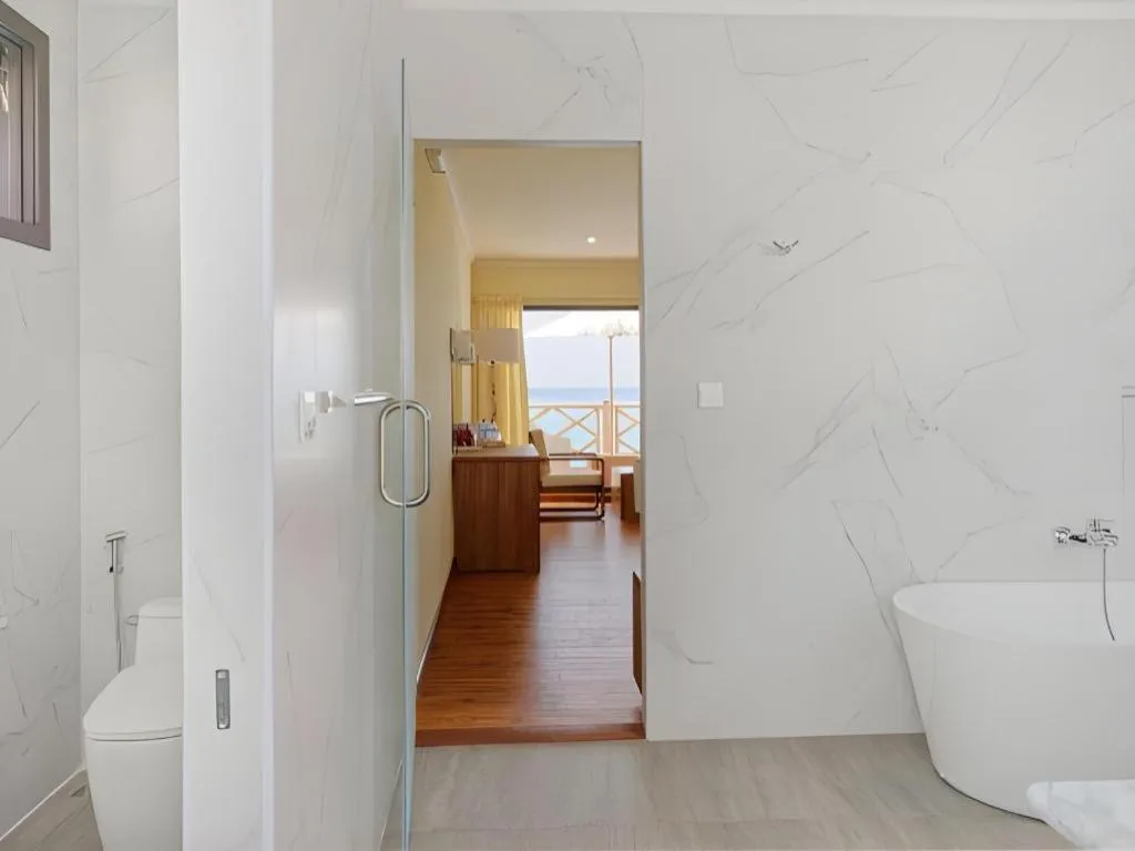 Angaga Island Resort and Spa