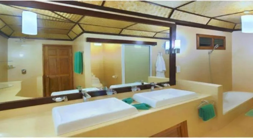 Angaga Island Resort and Spa