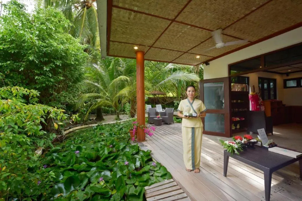 Angaga Island Resort and Spa