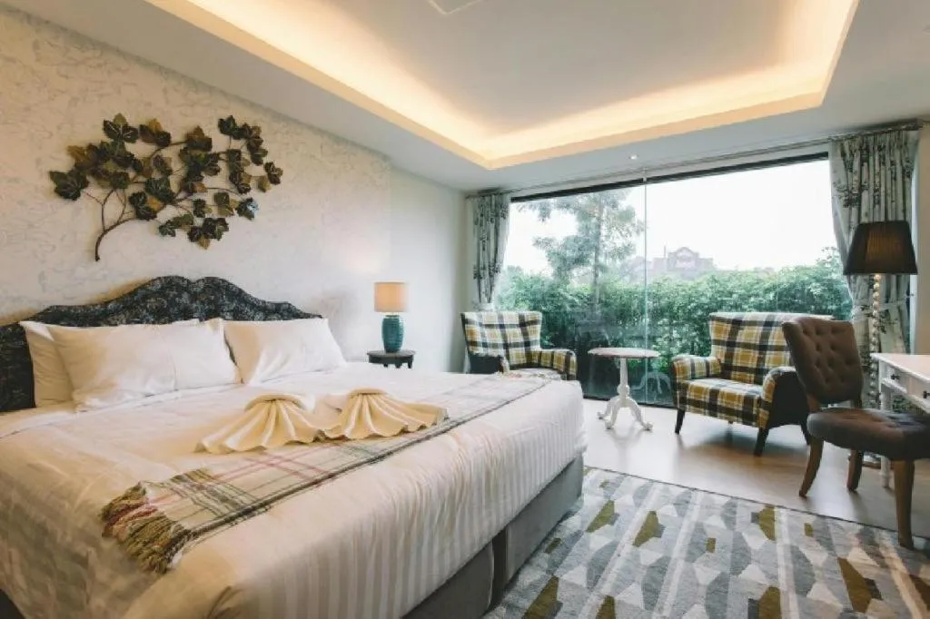 Bed in Verona Boutique Hotel - The Verona Co., Ltd