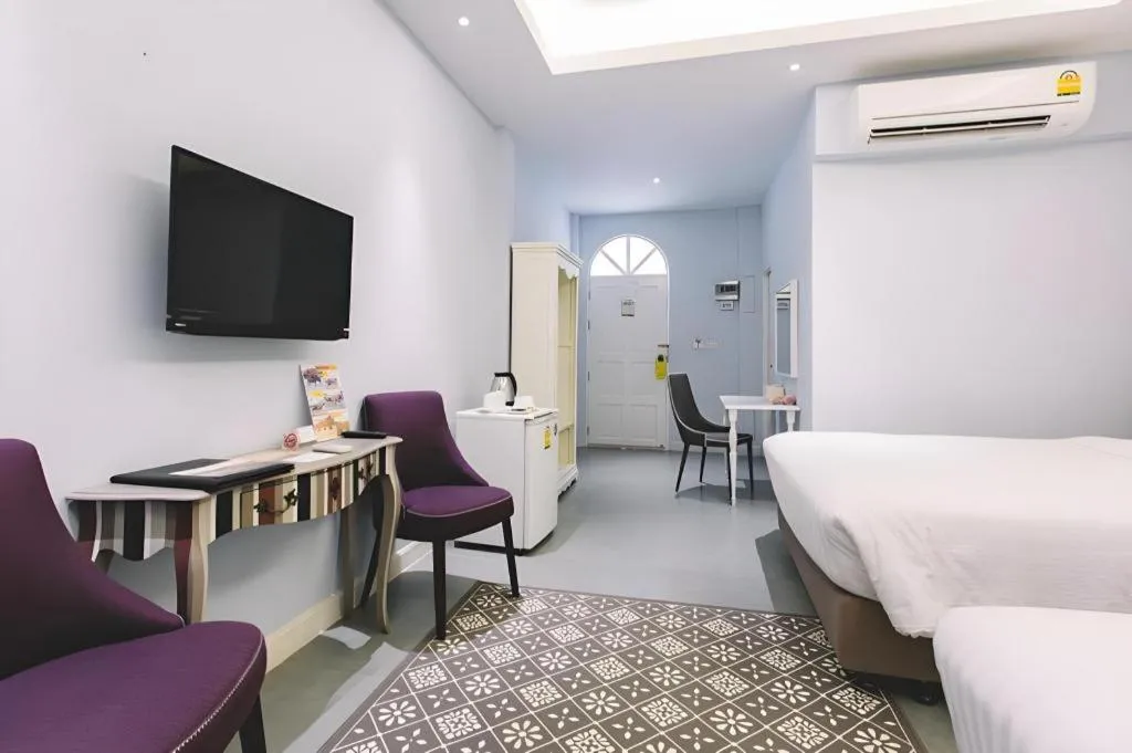 Bed in Verona Boutique Hotel - The Verona Co., Ltd