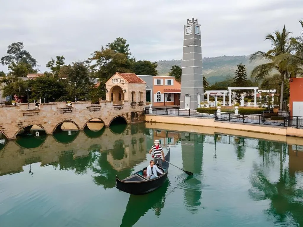 Verona Boutique Hotel - The Verona Co., Ltd