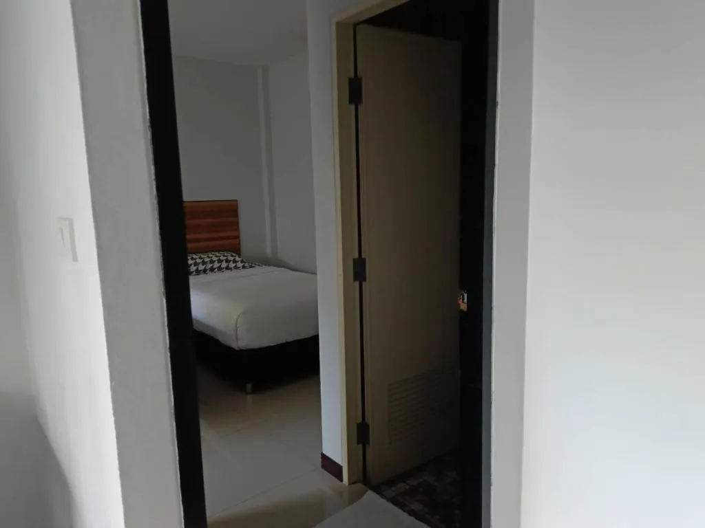 Bed in Nangrong garden home