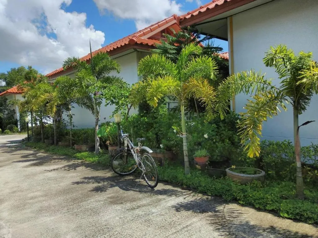 Nangrong garden home