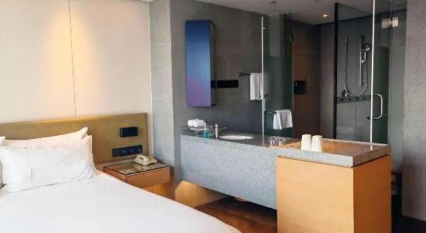 Bed in New Century Kylie Hotel Ningbo