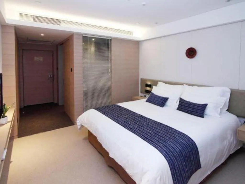 Bed in New Century Kylie Hotel Ningbo