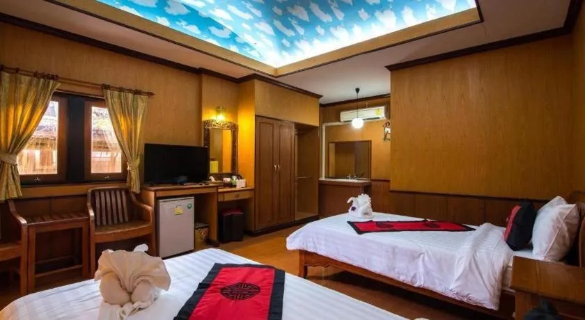 Bed in Baan Baitan Resort