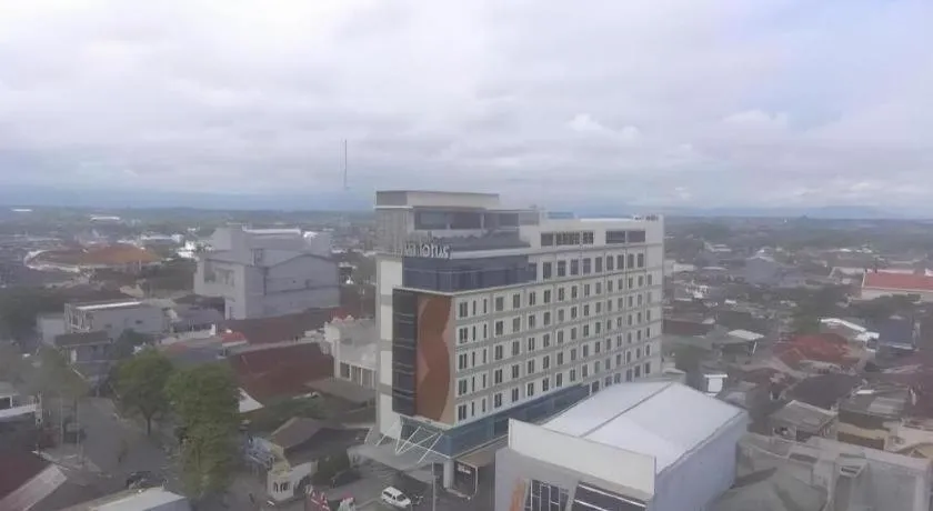 Java Lotus Hotel Jember