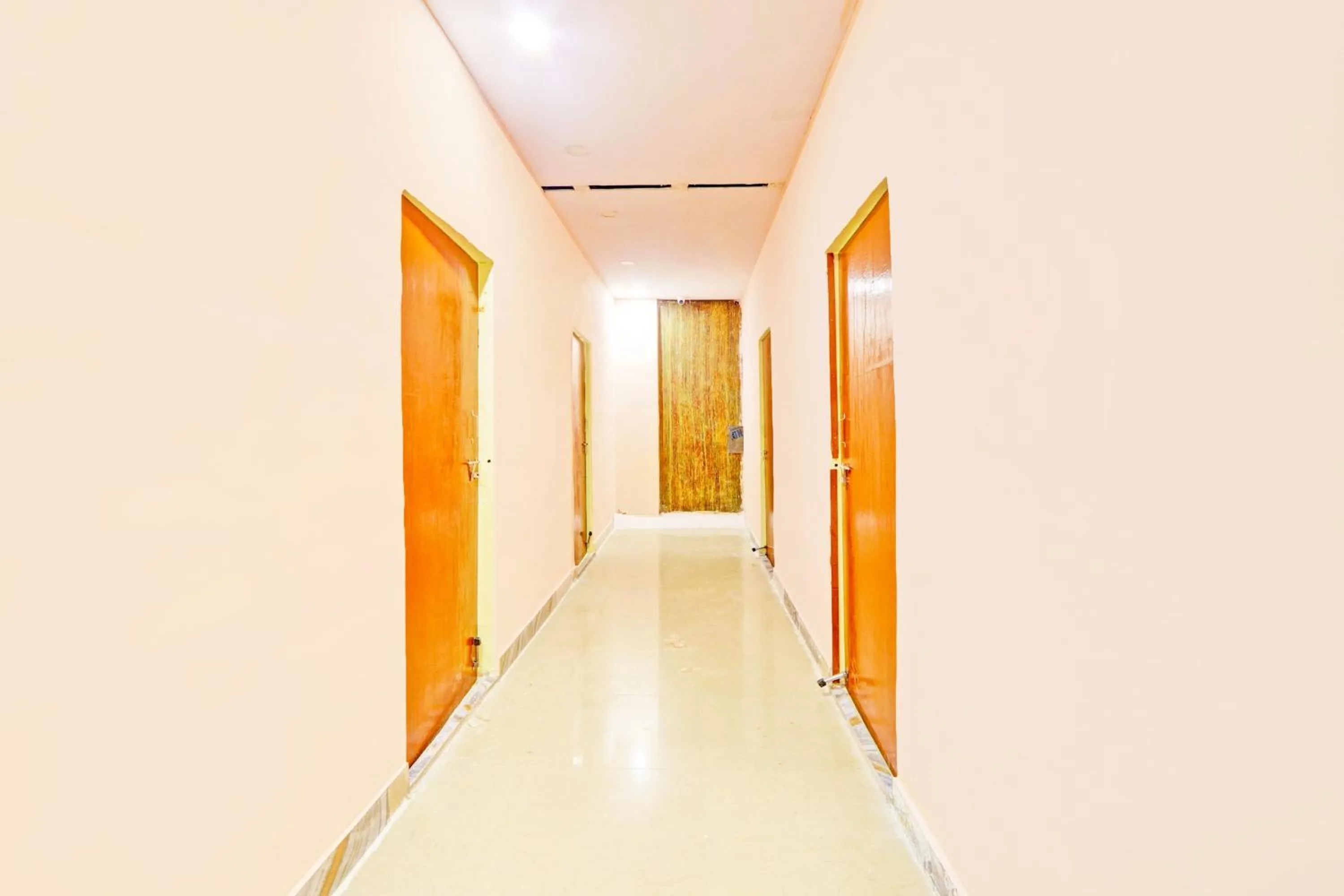 Lobby or reception in Hotel O PLAZA HOTEL