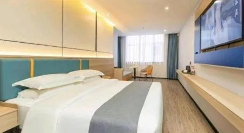GreenTree Alliance Yichun Fengcheng Jianyi Avenue Hotel