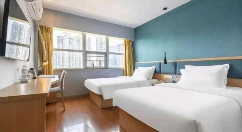 Bed in GreenTree Alliance Yichun Fengcheng Jianyi Avenue Hotel