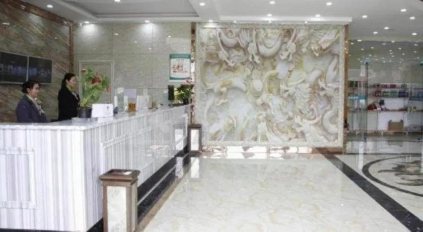 GreenTree Alliance Yichun Fengcheng Jianyi Avenue Hotel