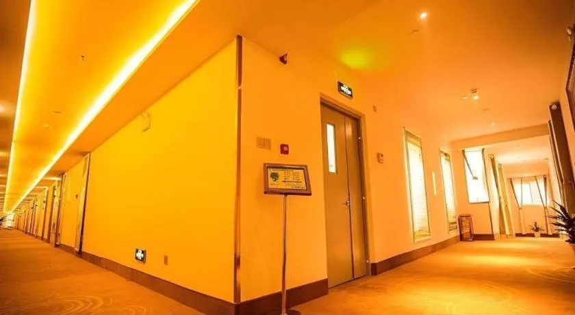 GreenTree Inn Xi'an Yanta District Dayanta Furongyuan Hotel