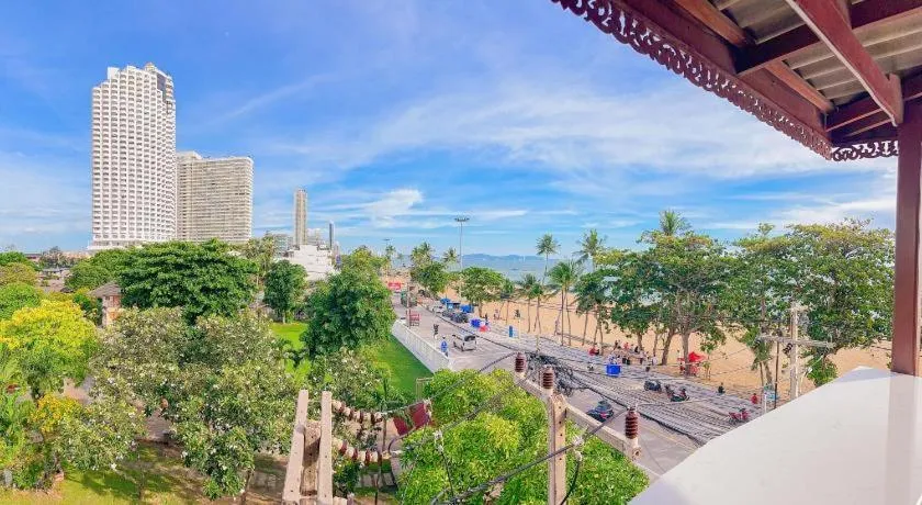 Marina Jomtien Beach