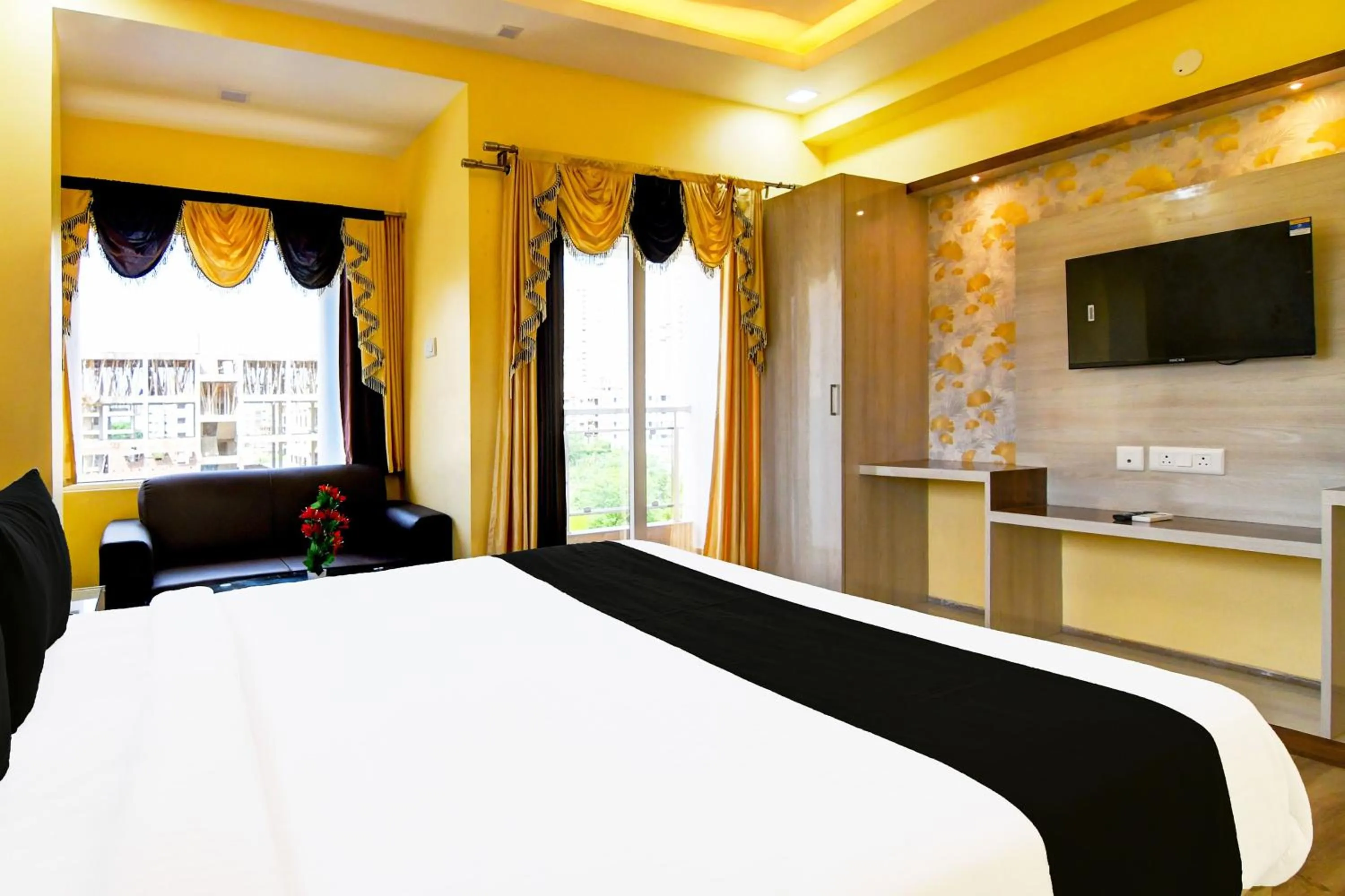 Bedroom, Bed in Super Townhouse Rosedale