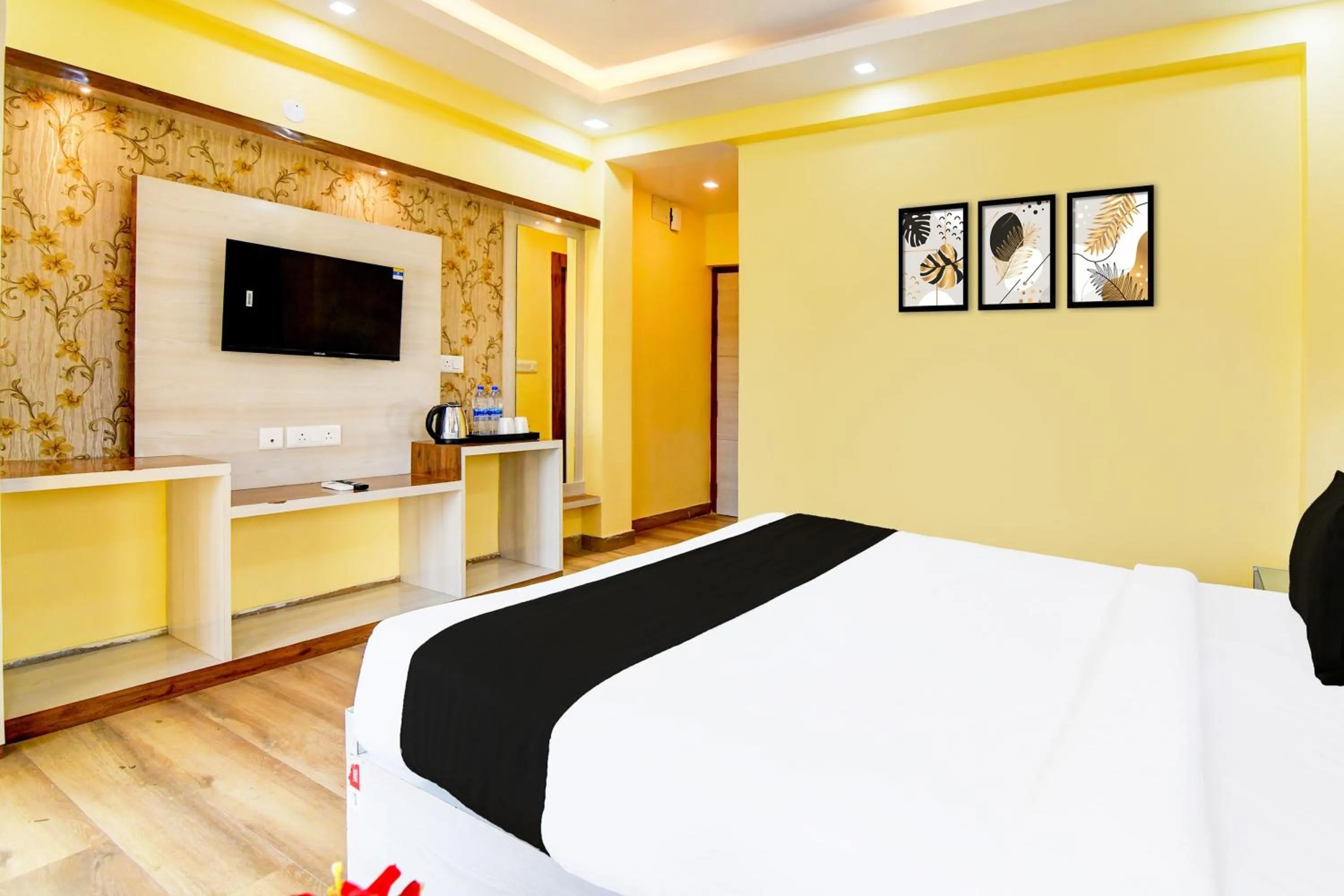 Bedroom, Bed in Super Townhouse Rosedale