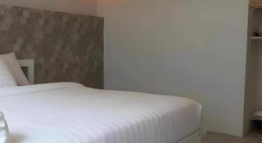 Bed in Kosit One Hotel