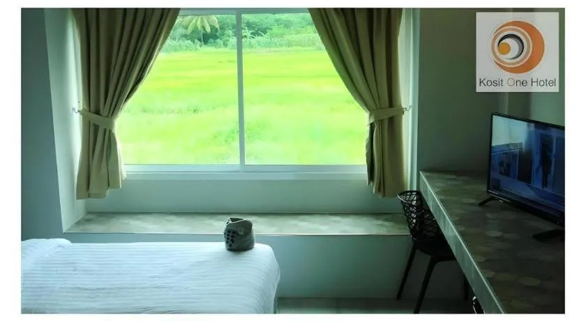 Bed in Kosit One Hotel